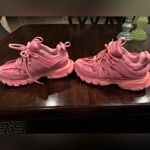 WOMEN'S TRACK SNEAKER IN PINK